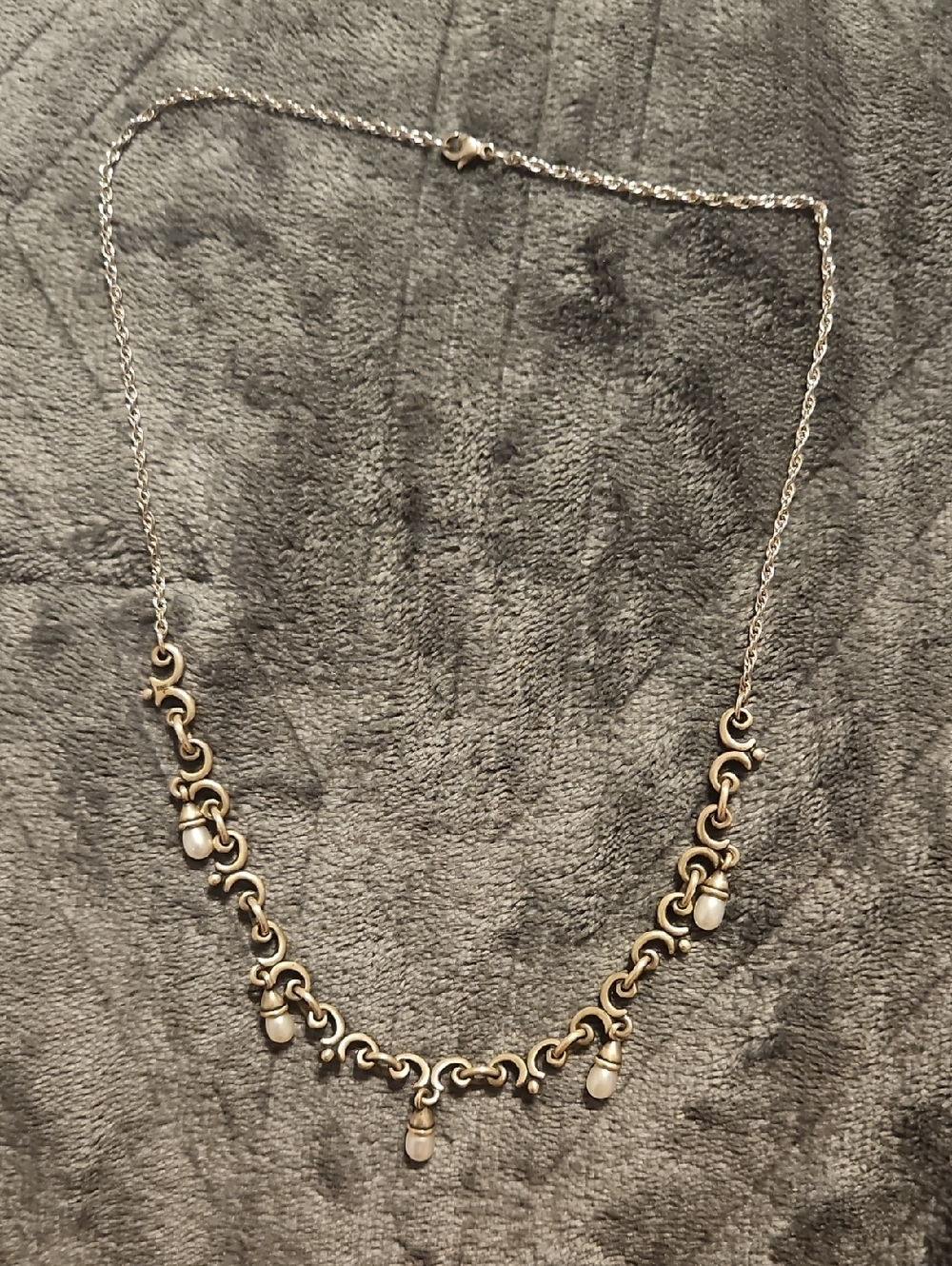 James Avery Silver and White Pearl Accent Link Necklace